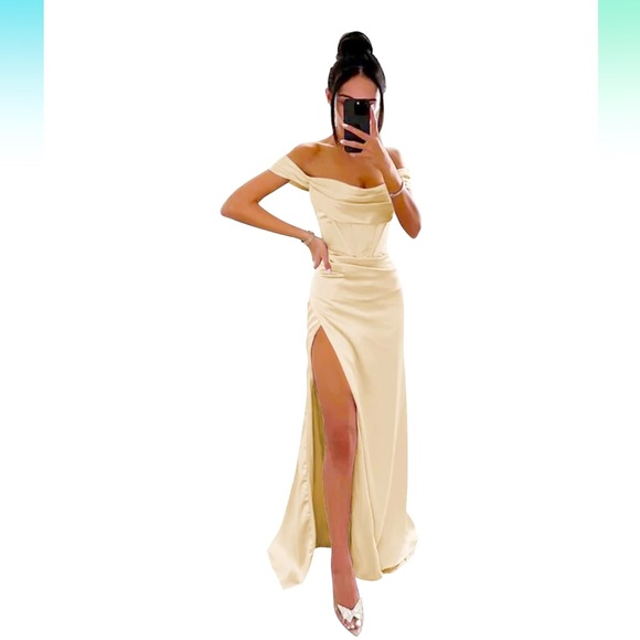 Dresses & Skirts - Champagne Silk Off The Shoulder Bridesmaid Corset Gown NWOT
